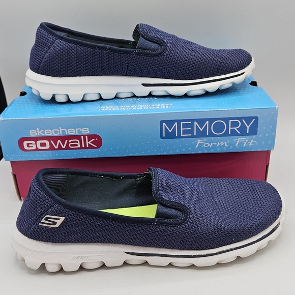 Sketchers go walk memory foam slipon navy dazzle shoes size 9.5 - Picture 2 of 16
